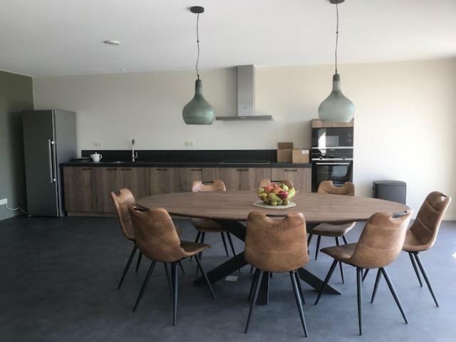 Hoeve Oude Tol 泽伊德赞德 外观 照片